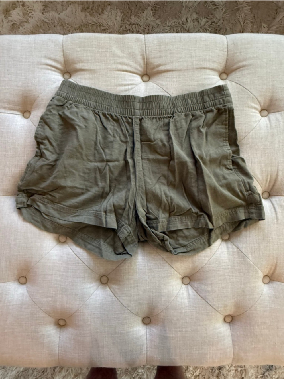 Women's Old Navy Athletic Shorts L Olive Green